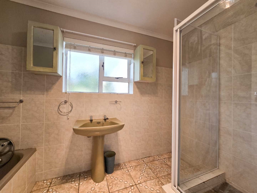 3 Bedroom Property for Sale in Stilbaai Wes Western Cape